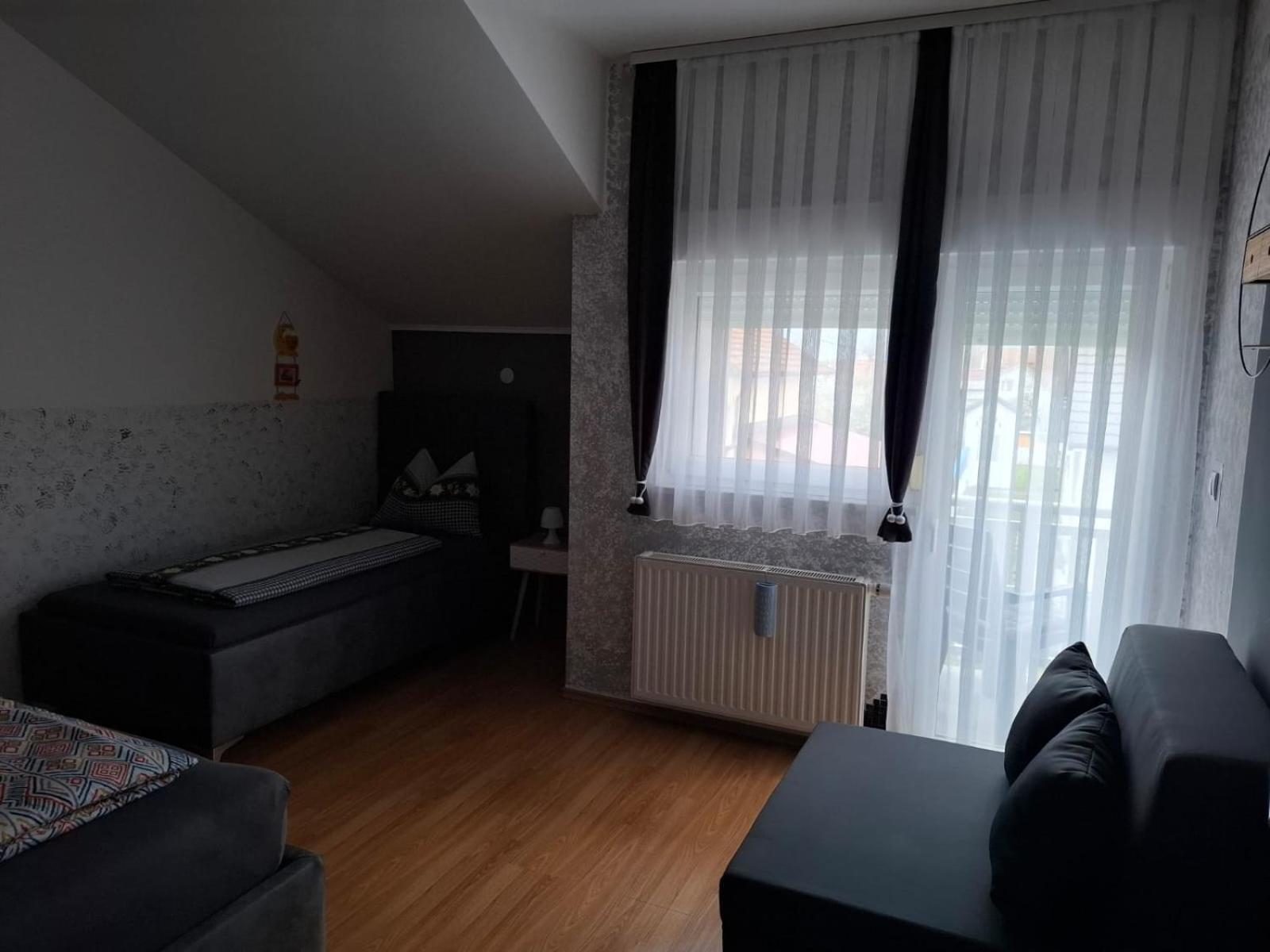 Apartman Sofia Zupanja Exteriör bild